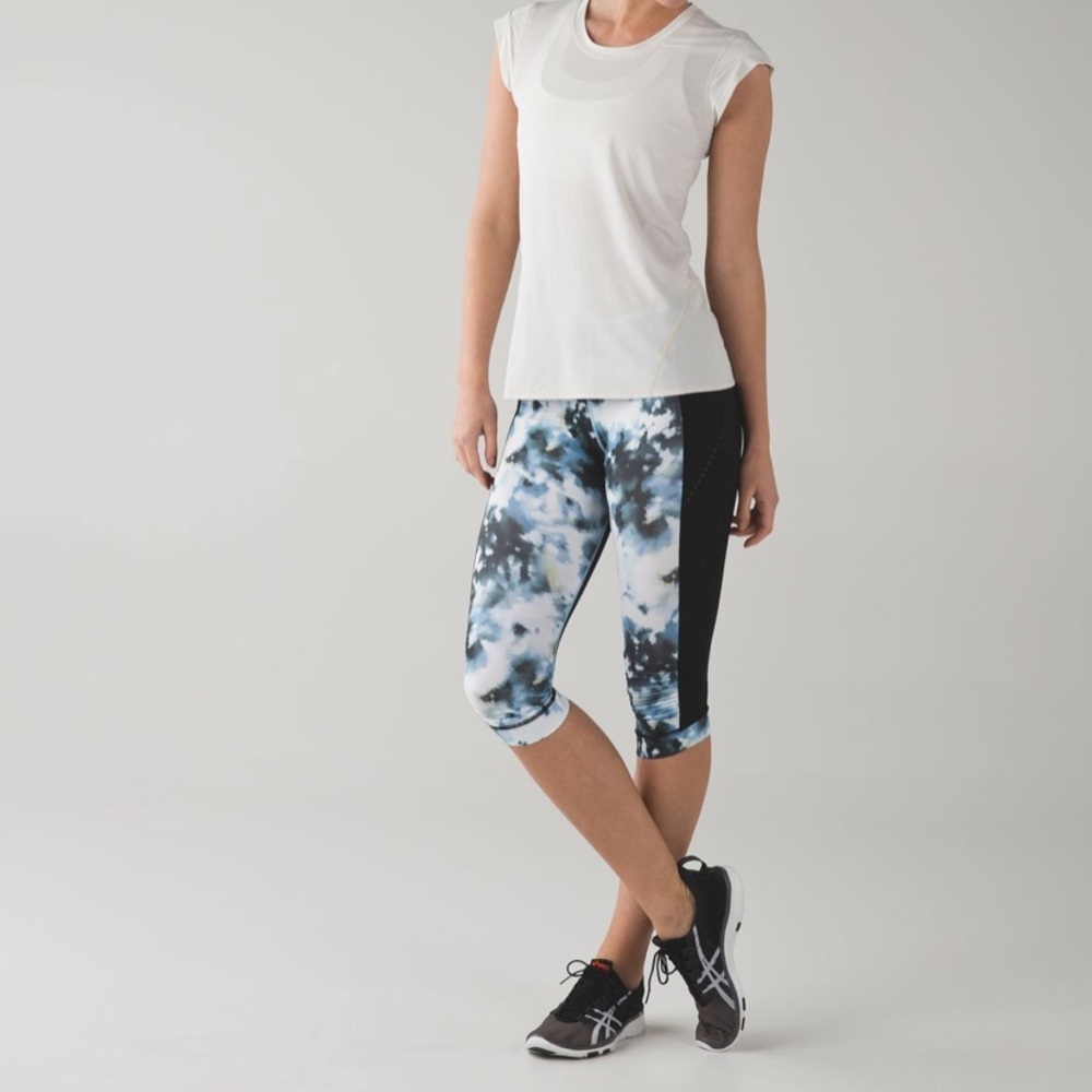 🆕 NWT Lululemon Cropped Leggings: Stop at Nothing Crop